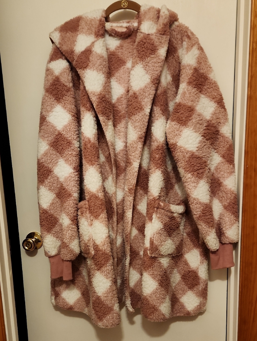 Cozy All Day Daydreams By Berkshire Home Pink & White Checkered Teddy Coat L/XL